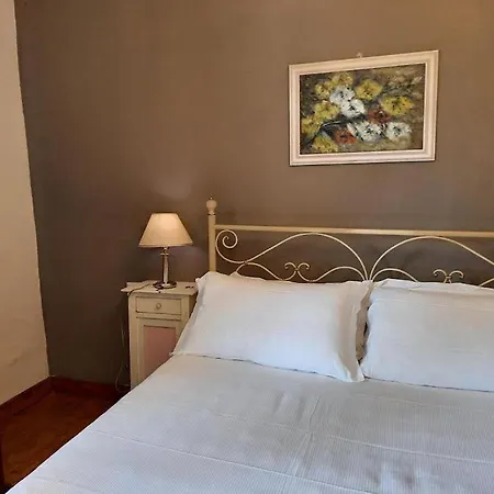 Hotel Tenuta Montezeglio Country Family House Invorio Inferiore