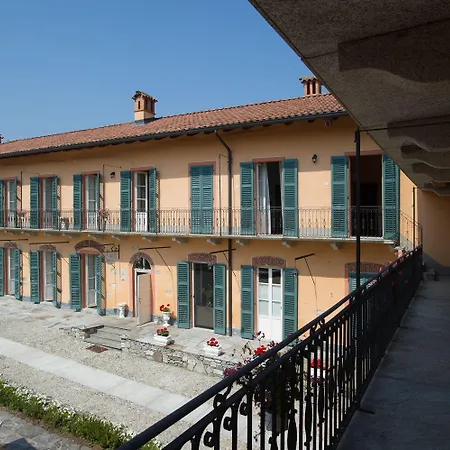 Tenuta Montezeglio 3* Invorio Inferiore