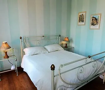Hotel Tenuta Montezeglio Country Family House 3*