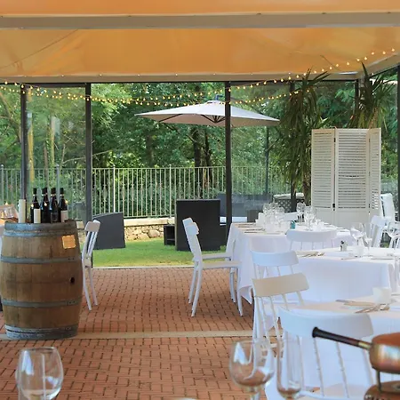 Otel Tenuta Montezeglio