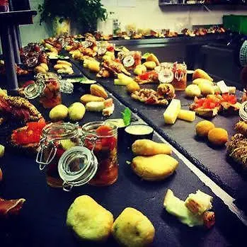 Hotel Tenuta Montezeglio Country Family House