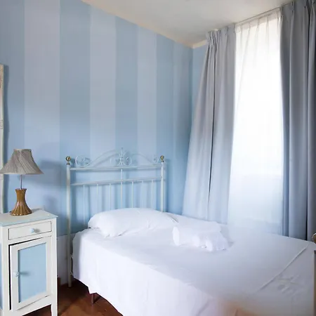 Tenuta Montezeglio Country Family House Hotel
