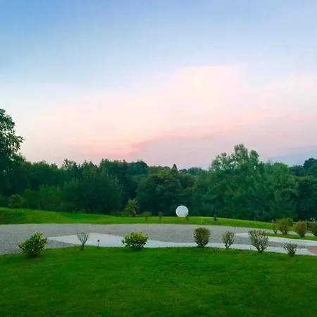 Hotel Tenuta Montezeglio Country Family House 3*
