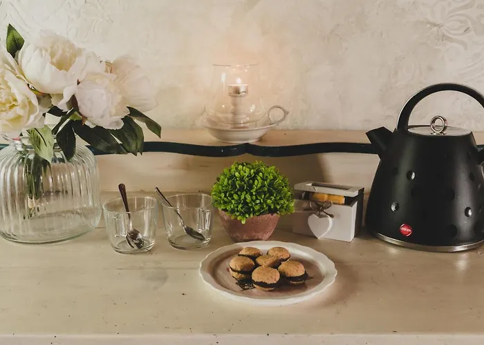 Hotel Tenuta Montezeglio Country Family House